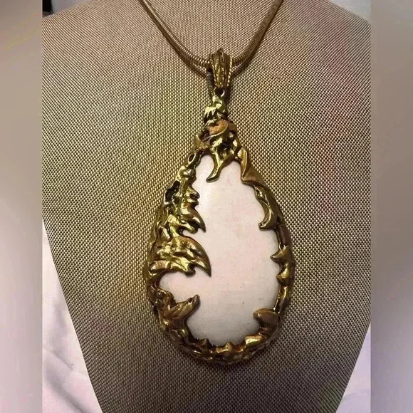 Vintage 1960s Love Witch Necklace Large Teardrop Pendant Statement Brutalist 72g - Picture 4 of 5